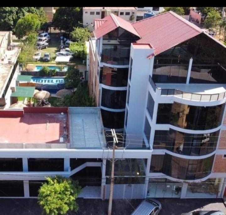 Hotel Ara Ciudad del Este Exterior photo